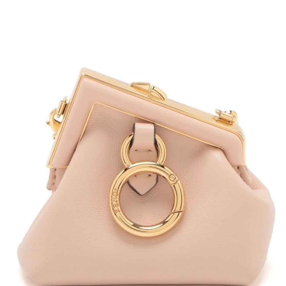 Authentic Fendi Fast Chain Shoulder Bag - Picture 2 of 9